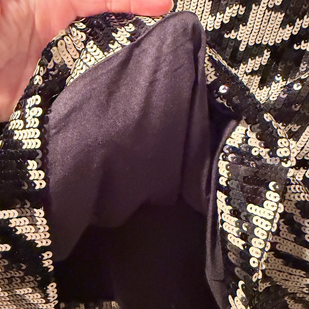 Chico's Black and White Sequin Blouse NWT - Picture 5 of 7